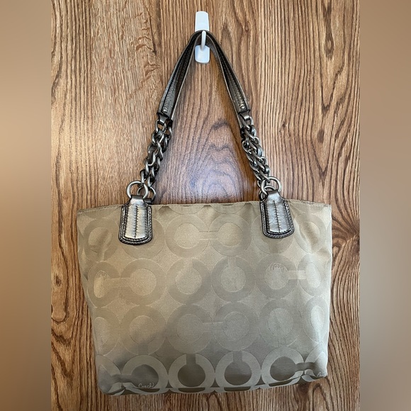 Coach Handbag - Picture 7 of 7